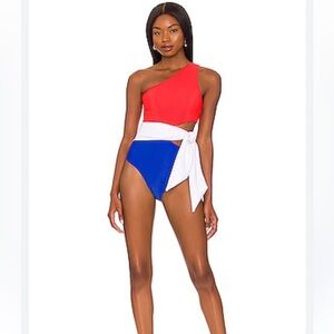 Beach riot Carlie one piece bathing suit 

Worn only once & dry cleaned!!